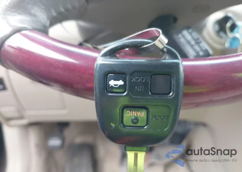 2002 Lexus Es 300 z USA, uszkodzony, nr VIN JTHBF30G820064150